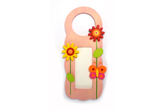 PINK FLOWER DOOR HANGER