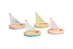 CALM & BREEZY WOODEN SMALL SAILBOAT SET OF 4