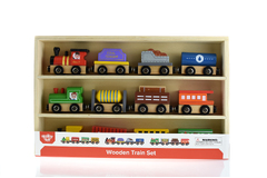 WOODEN TRAIN & CARRIAGE SET