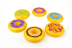 WOODEN DOUGHNUT SET