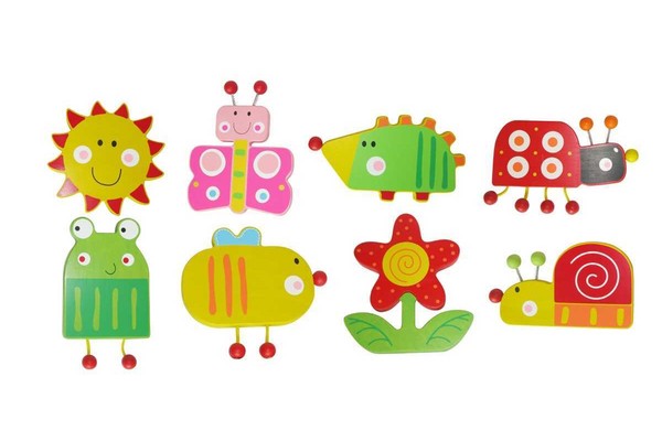 SPRING WALL DECORATION