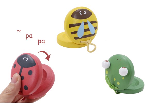 WOODEN SPRING INSECT CASTANET SET OF 3