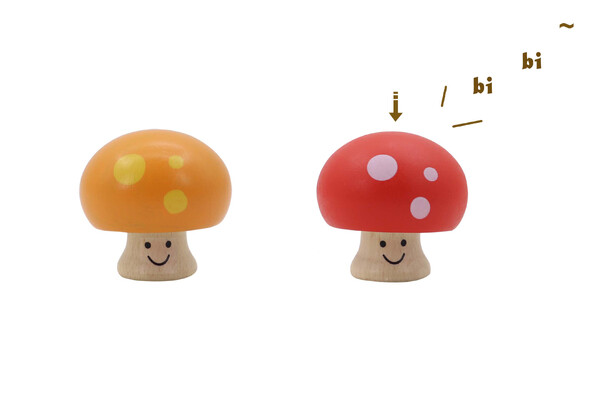 WOODEN SQUEAKY SMILEY FACE MUSHROOM SET OF 2